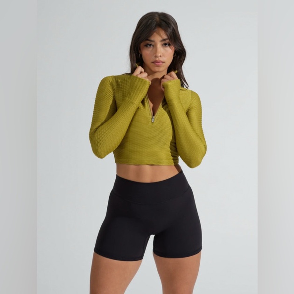 Chartreuse Cropped Pullover Buffbunny Permafrost … - image 1